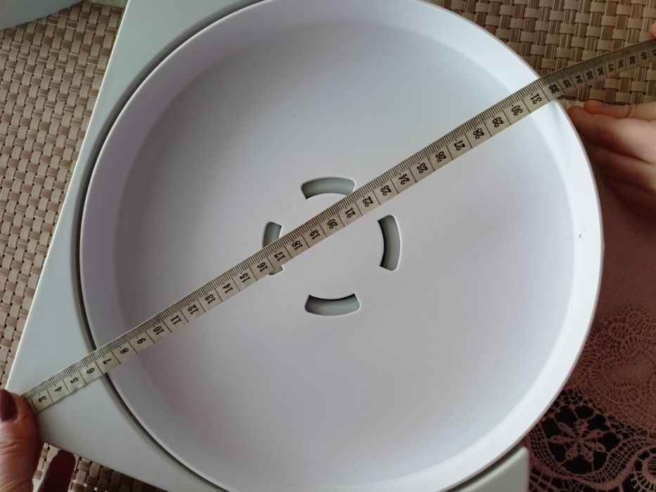 Półka łazienkowa obrotowa narożnikowa