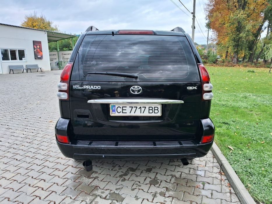 Автомобіль Toyota Land Cruiser Prado
