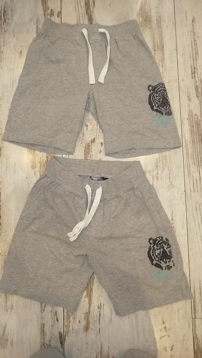 Spodenki na lato krótkie dla bliźniaków 134/140