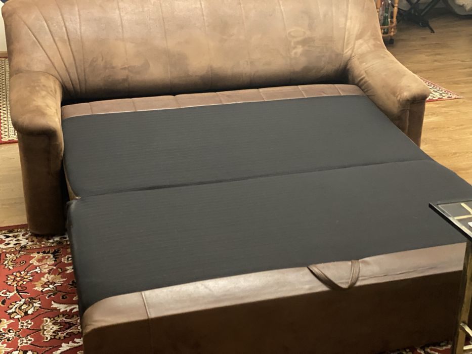 Kanapa rozk. Plus 2 fotele  okazja