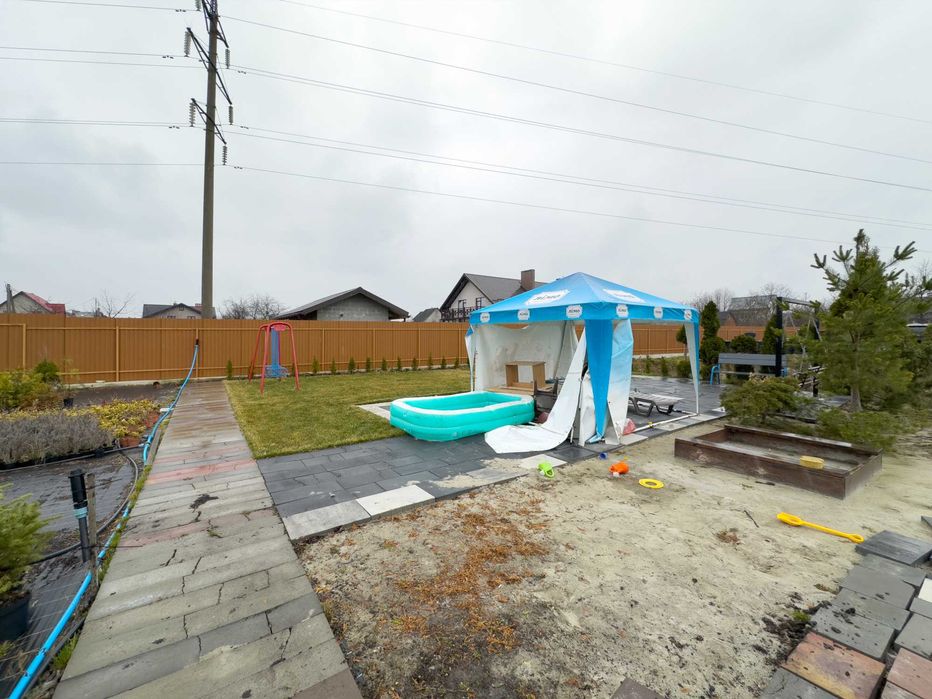 Продаж земельної ділянки в с.Зубра.