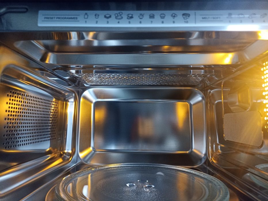 Microondas de encastrar  com grill  NOVO!!!