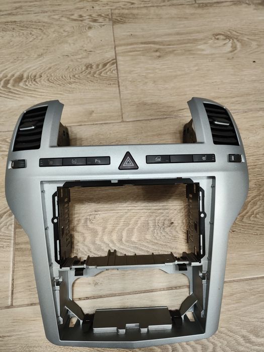 Opel Zafira B panel środkowy, ramka, nawiew, 5 przycisków