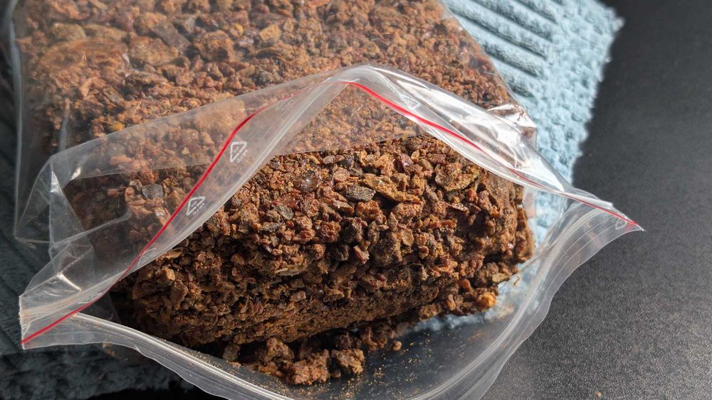 Propolis 1kg- kit pszczeli PREMIUM - bardzo dobrej jakości