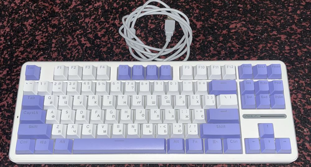 Клавіатура провідна механіча ігрова Aula в ідеальному стані