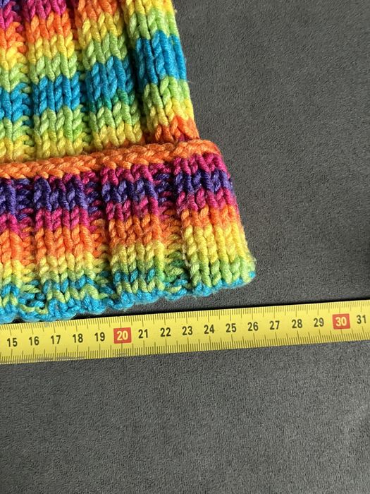 Czapka damska kolorowa