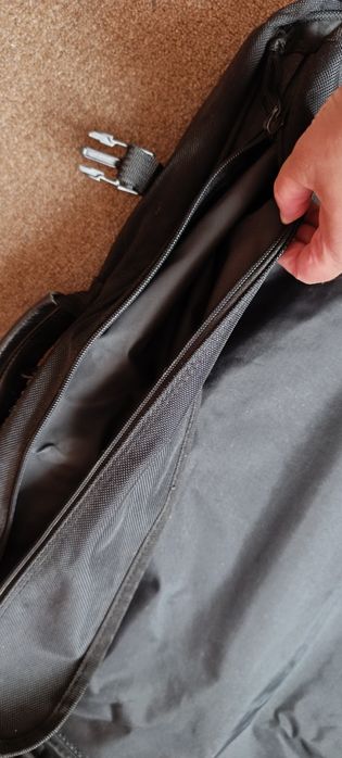 Продам валізу/чемодан для перевезення одягу