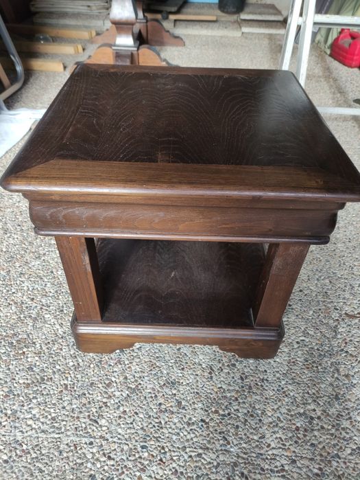 Mesa de apoio sala, em madeira de castanho