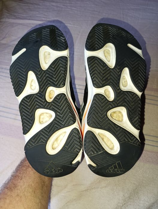 Adidas Yeezy p.41,5 чоловічі кросівки Адідас
