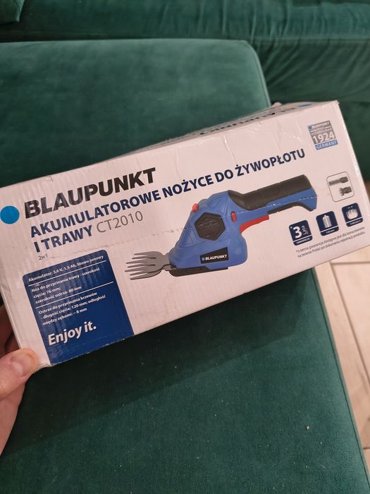 Akumulatorowe nożyce do żywopłotu i trawy