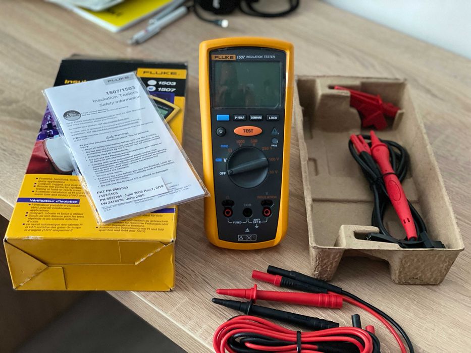 Мегаомметр Fluke 1507