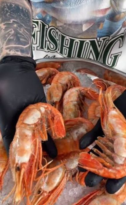 Икра,колбасы ,рыба с икрой ,креветка  опт/розница