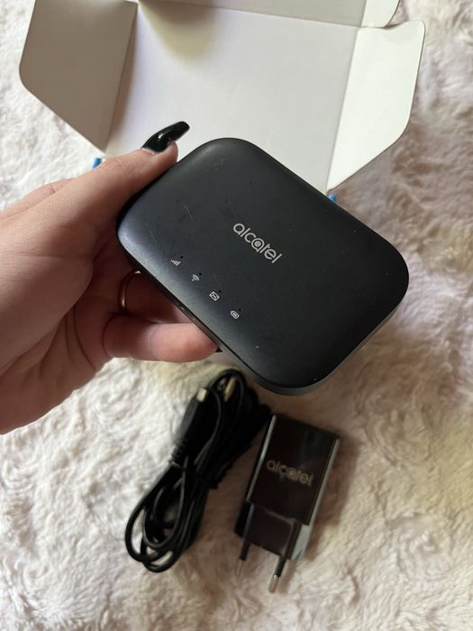 Router Alcatel Linkzone 4G LTE CAT7 mobile wifi czarny przenośny