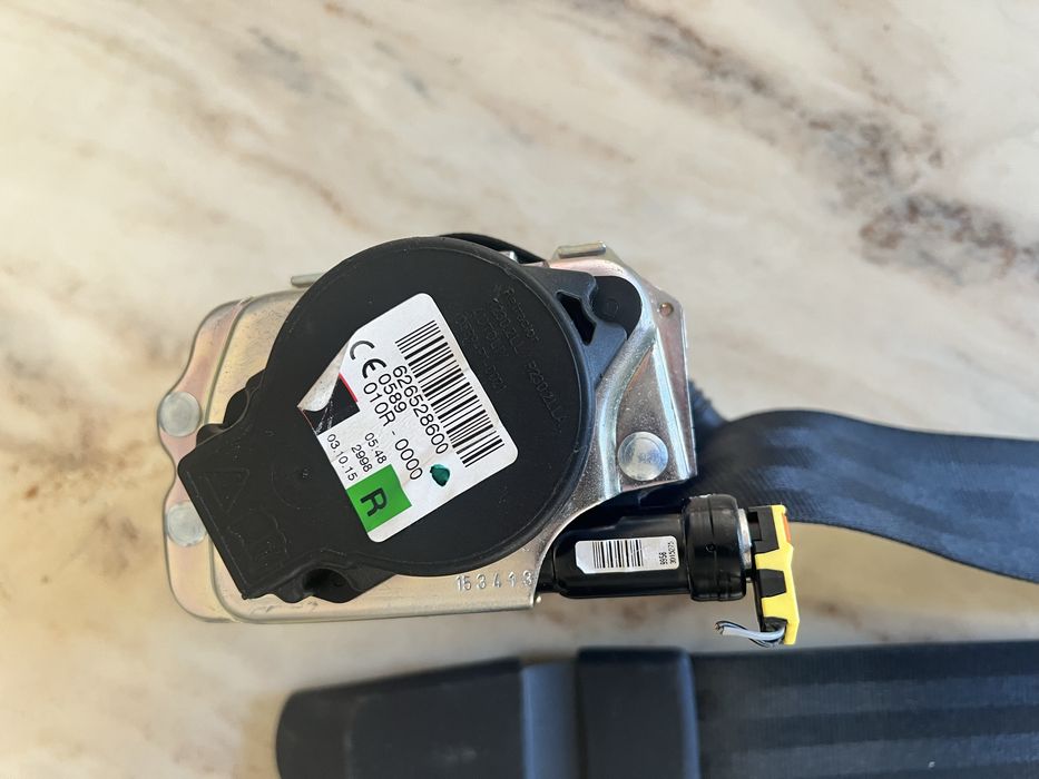 Audi a4 b9 a5 pasy bezpieczenstwa airbag