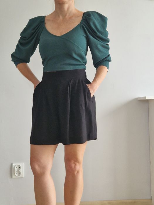 Zielona bluzka, bufiaste rękawy roz.M Pull&Bear
