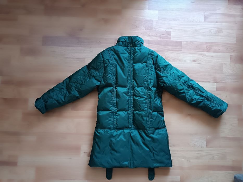 Пуховик на дівчинку