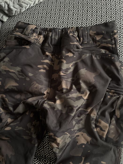 Spodnie moro ocieplane rozmiar 2xl.