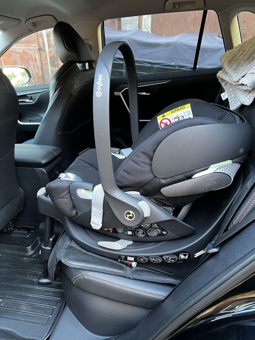 Cybex Cloud T i-Size  автокрісло (0-24 міс.), розкладне до лежачого! + БАЗА Cybex (тільки разом)