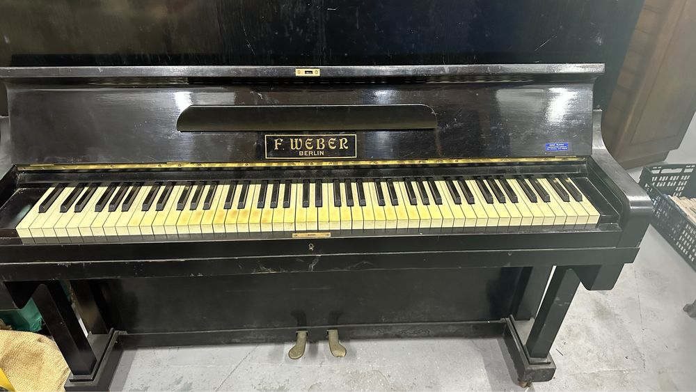 Piana alemão modelo F. Weber, Berlin!