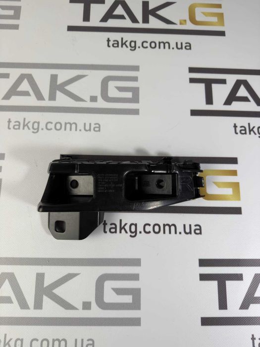 Кронштейн, кріплення заднього бампера, фонаря Tesla Model 3 Highland