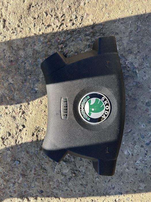 Торпеда консоль Шкода фабія 1 оригінал з аербеком