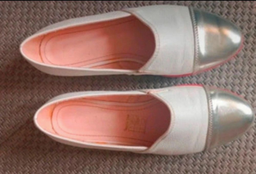 Buty białe espadryle 38 mokasyny 
Rozmiar 38
