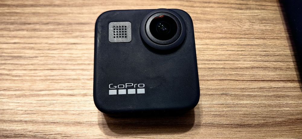 GoPro Max 360- bogaty zestaw