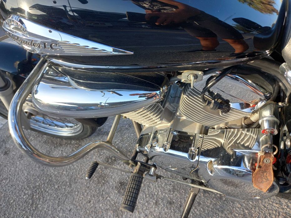 Suzuki Intruder LC 250cc