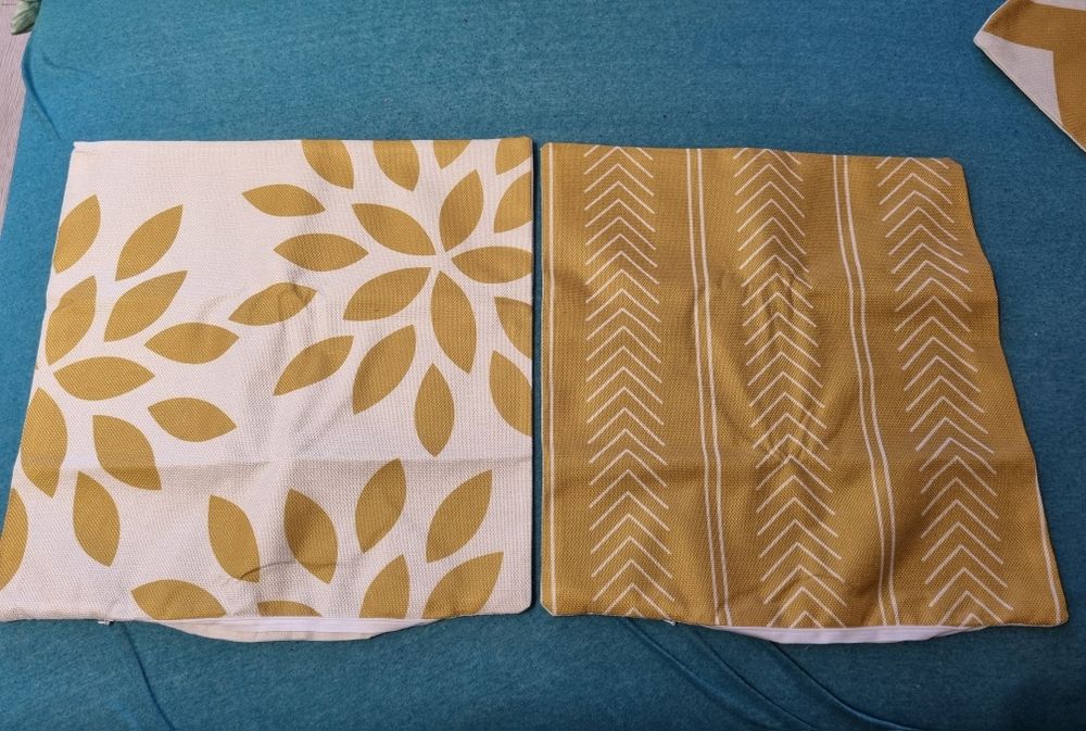 Zestaw 4 lnianych poszewek 45x45