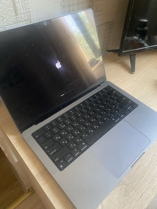 MacBook Pro 14” M1 Pro (2021)