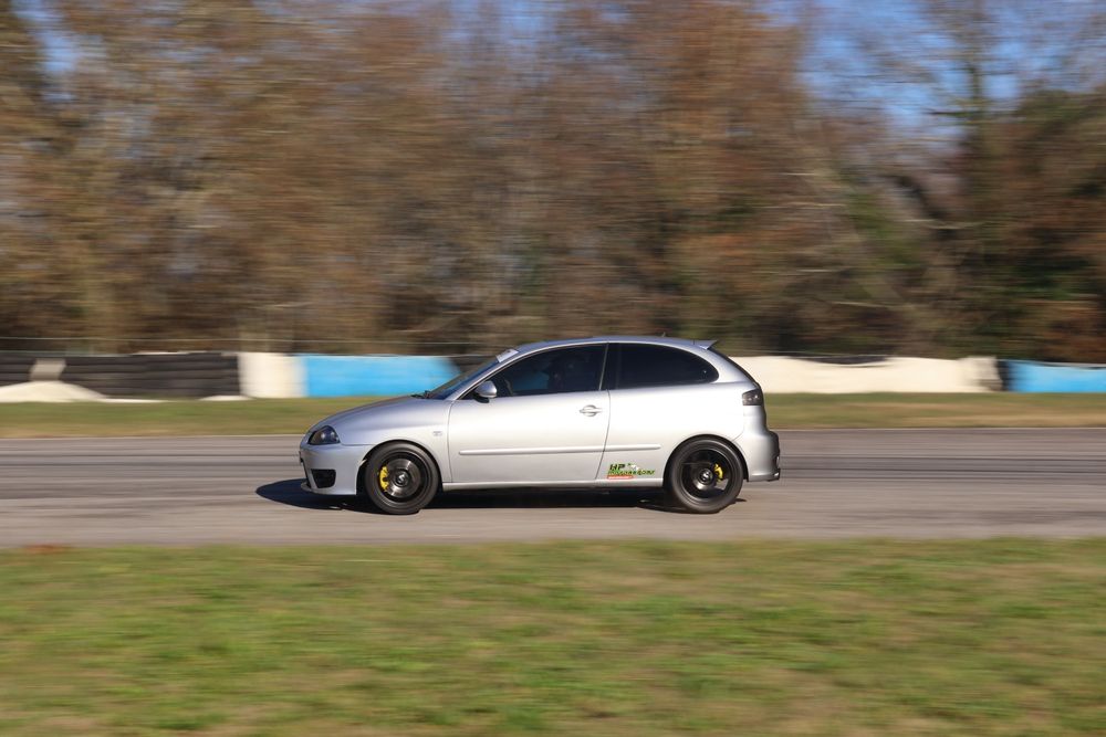Seat ibiza 6l...