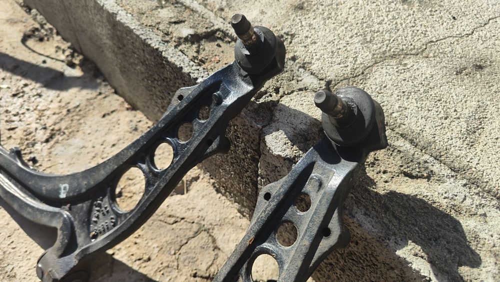 Braços de suspensão Fiat Punto 188
Estão num estado razoável