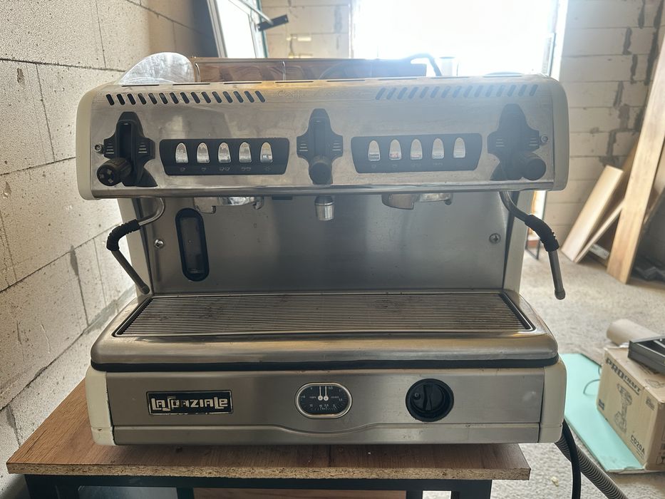 Професійна кавомашинка