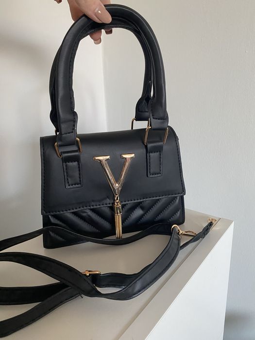 Elegancka czarna torebka