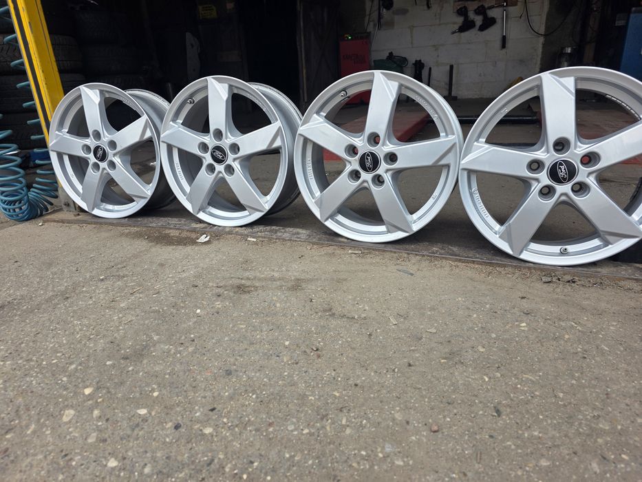 Felgi Aluminiowe Ford R16 5x108 ET50-6.5J