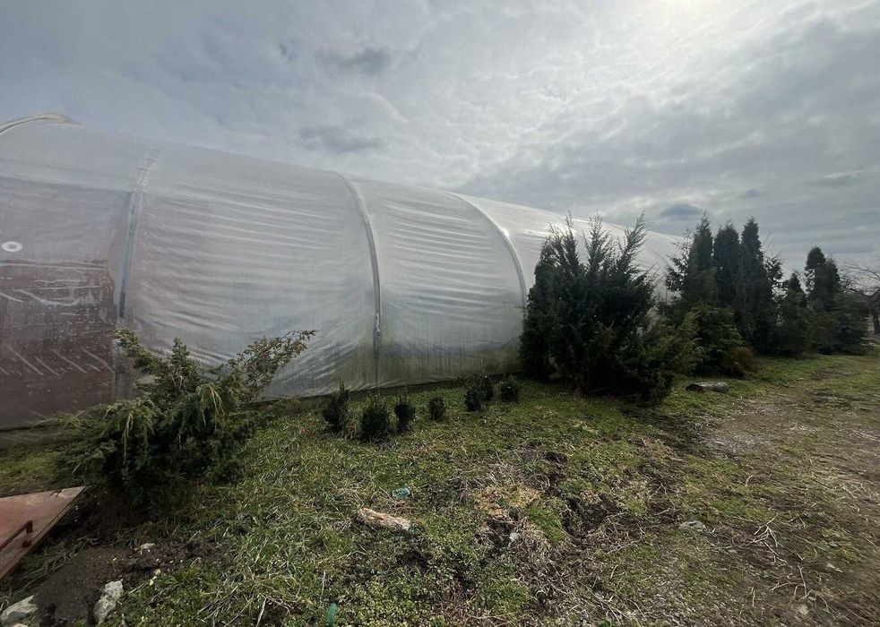 Продаж комерційного приміщення в Яришівці