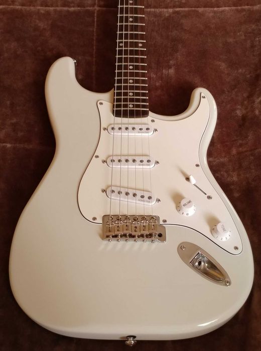 Schecter Traditional Classic AW z hardcasem Gator sprzedaż/zamiana