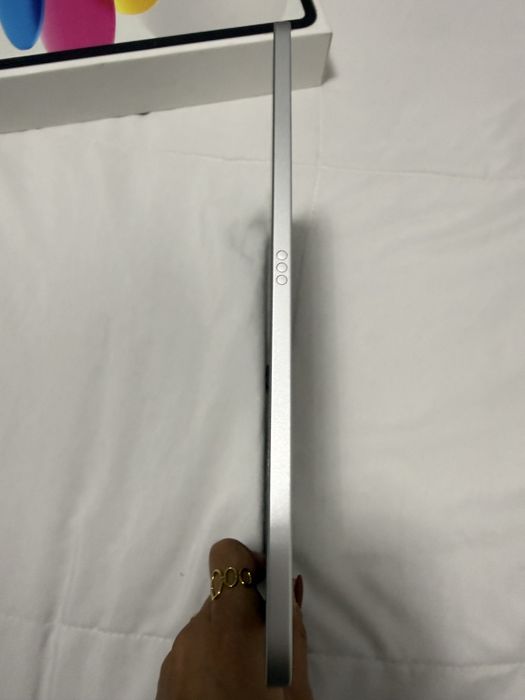 IPAD 10TH  10.9” silver