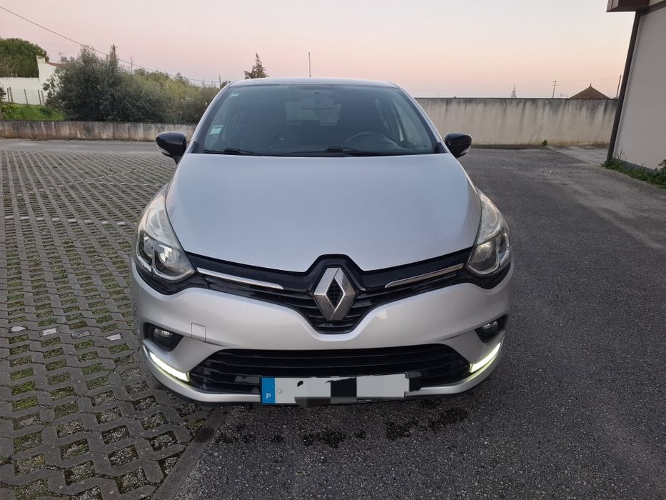 Renault clio 0.9cc tce versão limited  125 mil kms