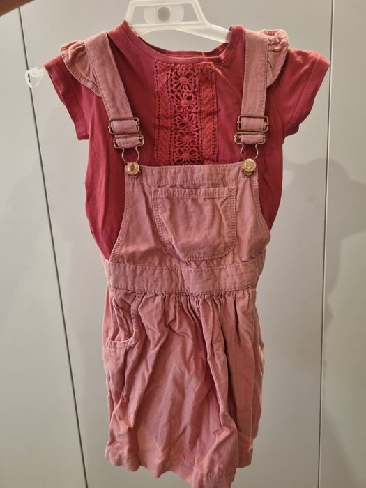 Ubranka dla dziewczynki 98/104