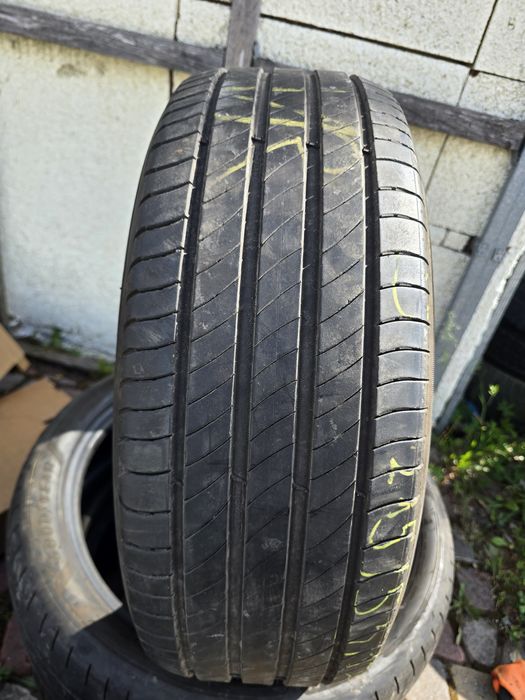 215/55R17 Michelin Primacy 4