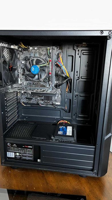 Komputer gamingowy / i3-10100F / GT 1030 / 16gb RAM / ssd 500gb