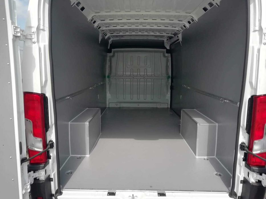 Fiat Ducato L4H2 Profesjonalna zabudowa przestrzeni ładunkowej premium