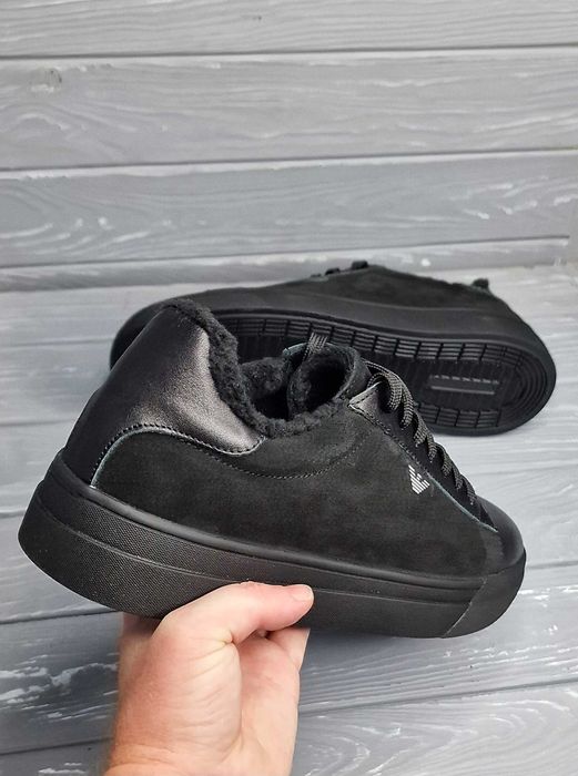 Кожаные замшевые мужские черные зимние низкие кеды кроссовки на меху!