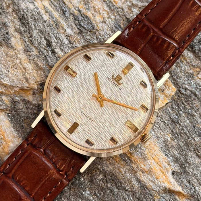 Zegarek Blumus Gold - 14k Złoto - Bark Finish Dial - Nos - 1960s
