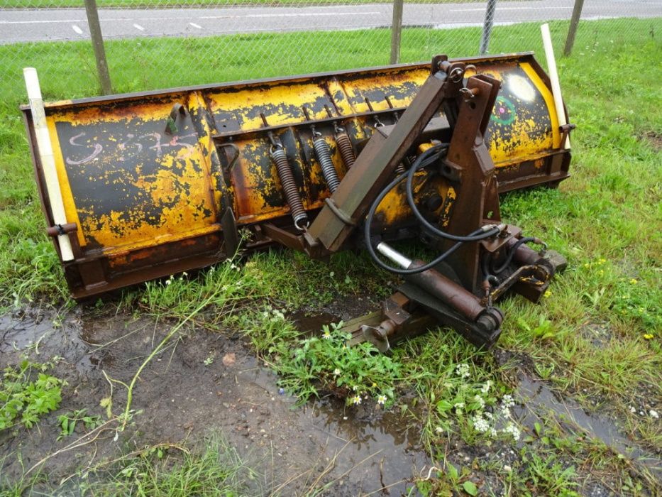 Pług do śniegu śnieżny odśnieżny Epoke Ursus Zetor Iseki Kubota TUZ