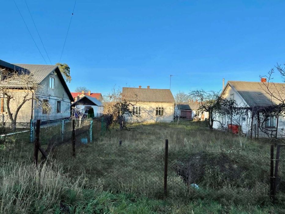 Продаж ділянки 7,4 сотих в Брюховичах.Без комісії