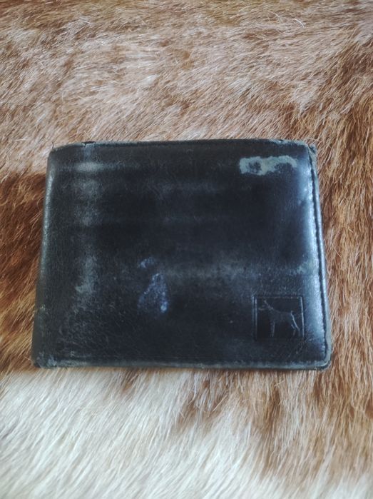 Carteira em pele genuína