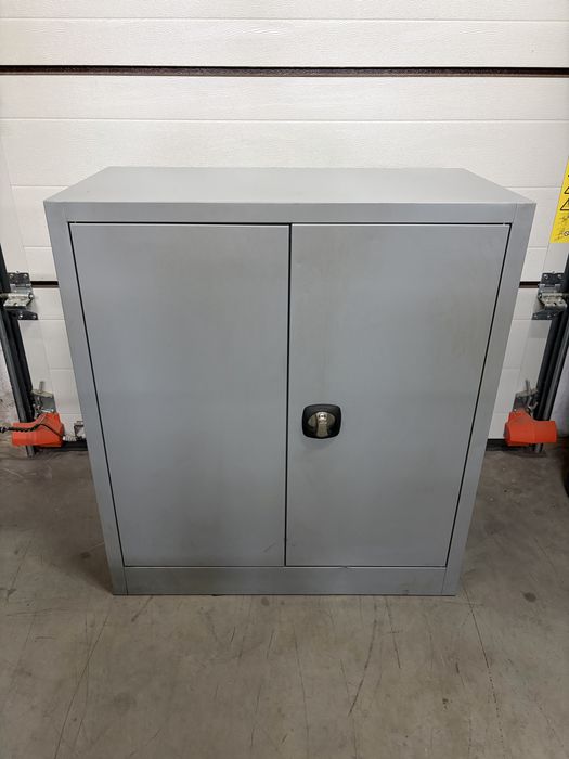 Szafka nażędziowa gospodarcz zamek de na opryski