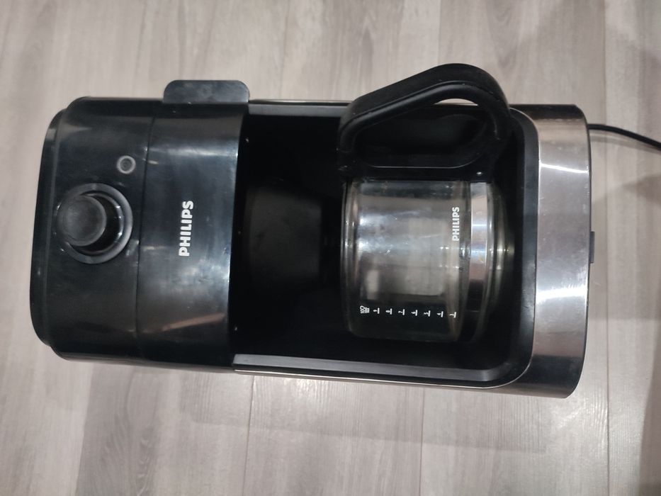 Кавоварка крапельна Philips HD7761